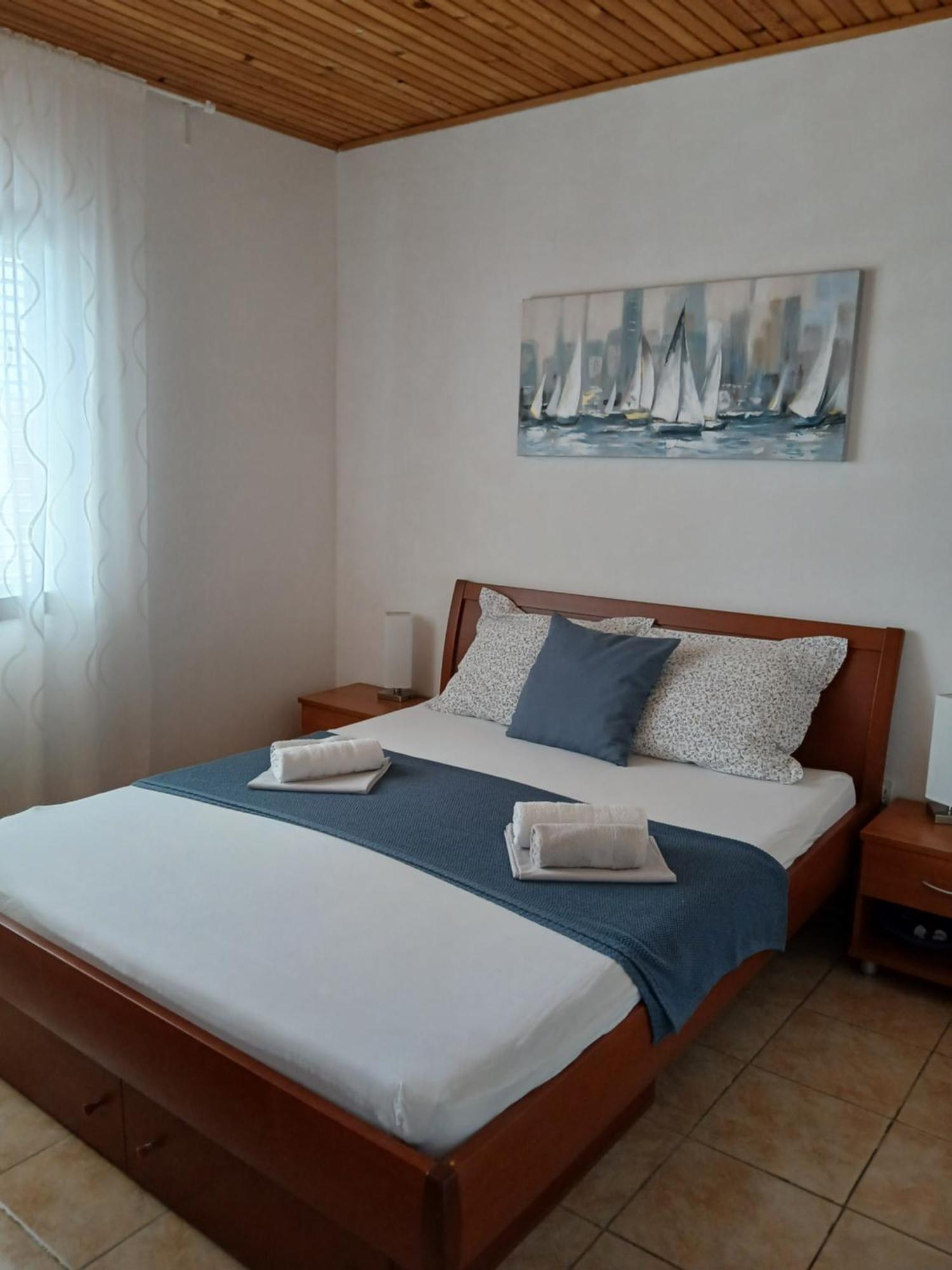 Apartment Dragas Lukovo Bagian luar foto